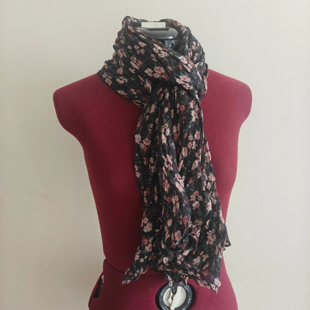 Black‎ Floral Crinkle Scarf Lightweight Pink Flower Print Rectangle Cottagecore